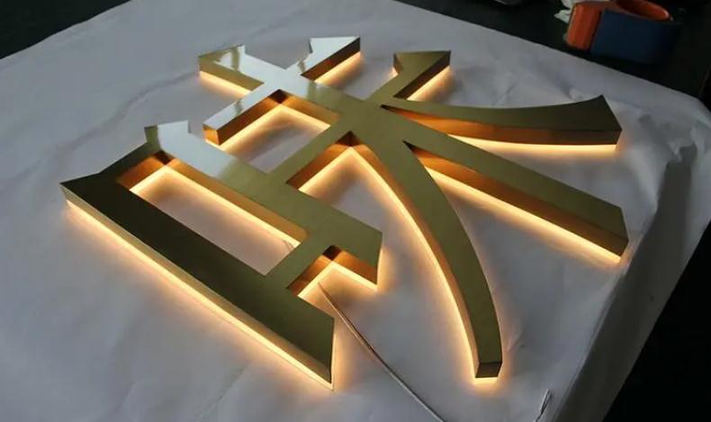 如何選擇合適的發(fā)光字廠(chǎng)家？